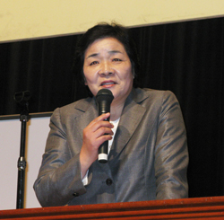 中嶋玲子さん