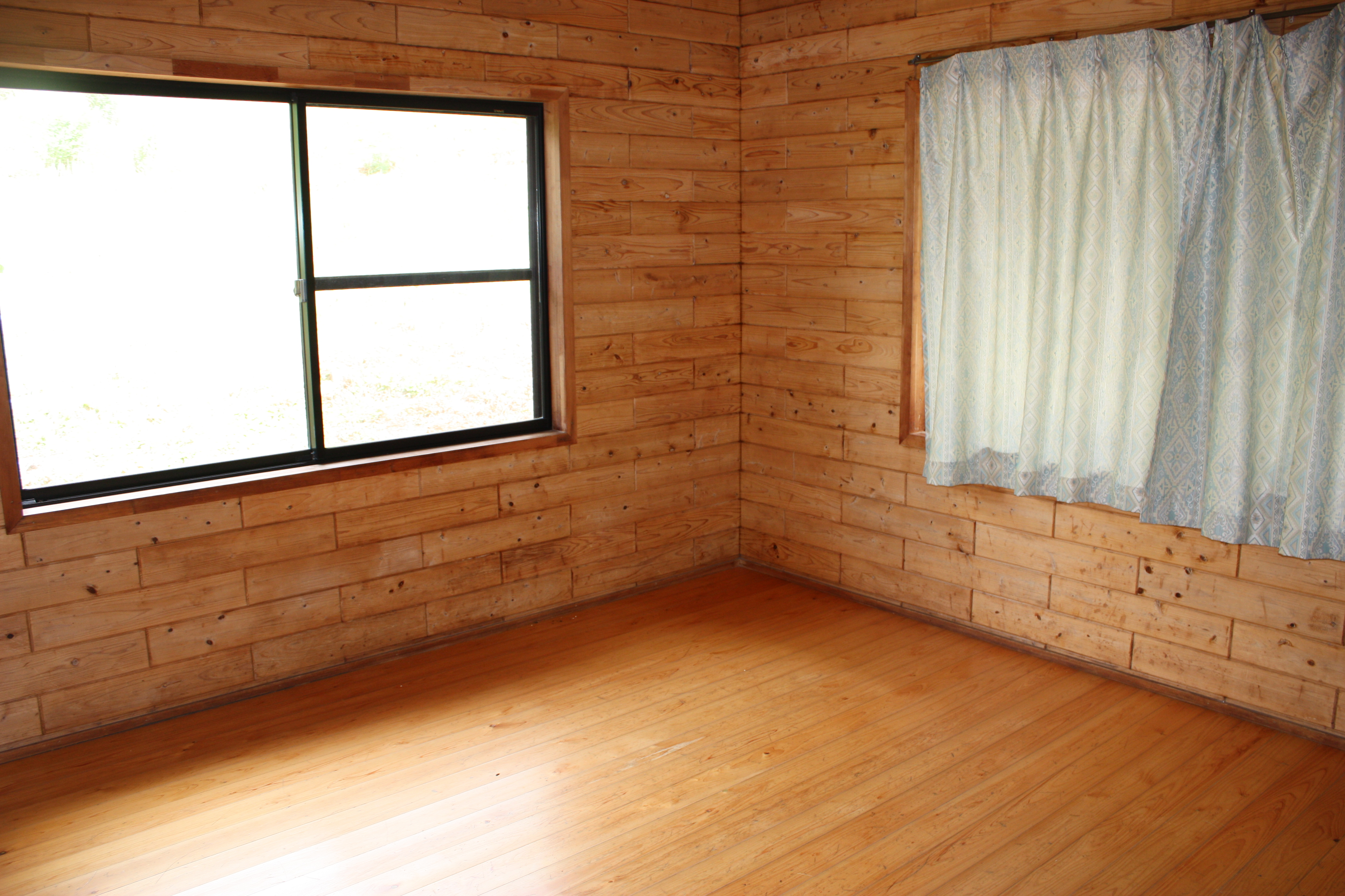 http://www.city.takeo.lg.jp/kyouiku-blog/images/banngaro-nakami.jpg