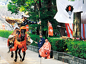 黒髪神社の流鏑馬神事