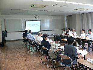 写真:武雄市行政問題専門審議会の模様