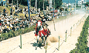 武雄供日の流鏑馬行事-流鏑馬